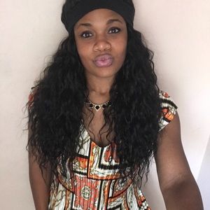 Meet your Posher, Alexis